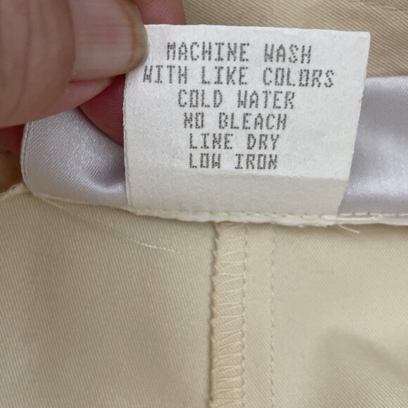 Bette & Court Signature Collection Golf Casual Size 16 Pleated High Waist Short - Picture 9 of 9